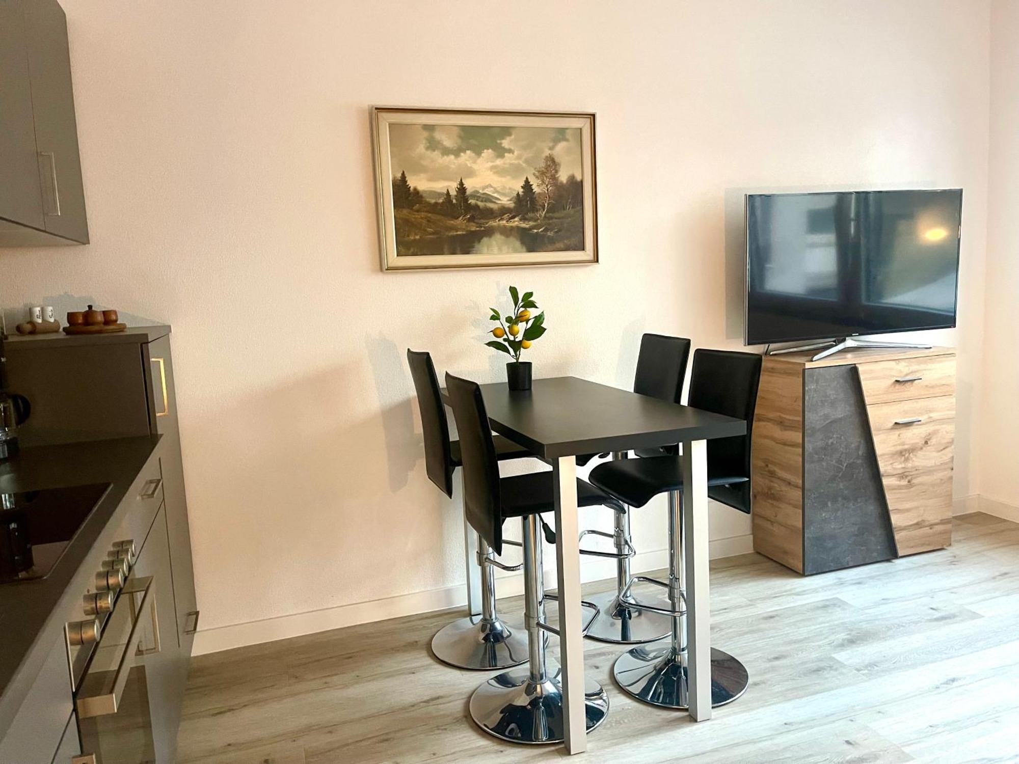 Neu Schwarzwald Zimmer Am Schloessle Goldstadt Pforzheim Kültér fotó